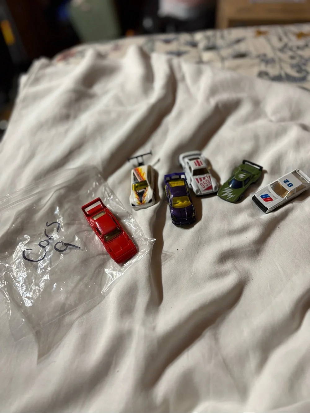 Mini Die-Cast Toy Car Set - Red, White, Purple, Green, Yellow